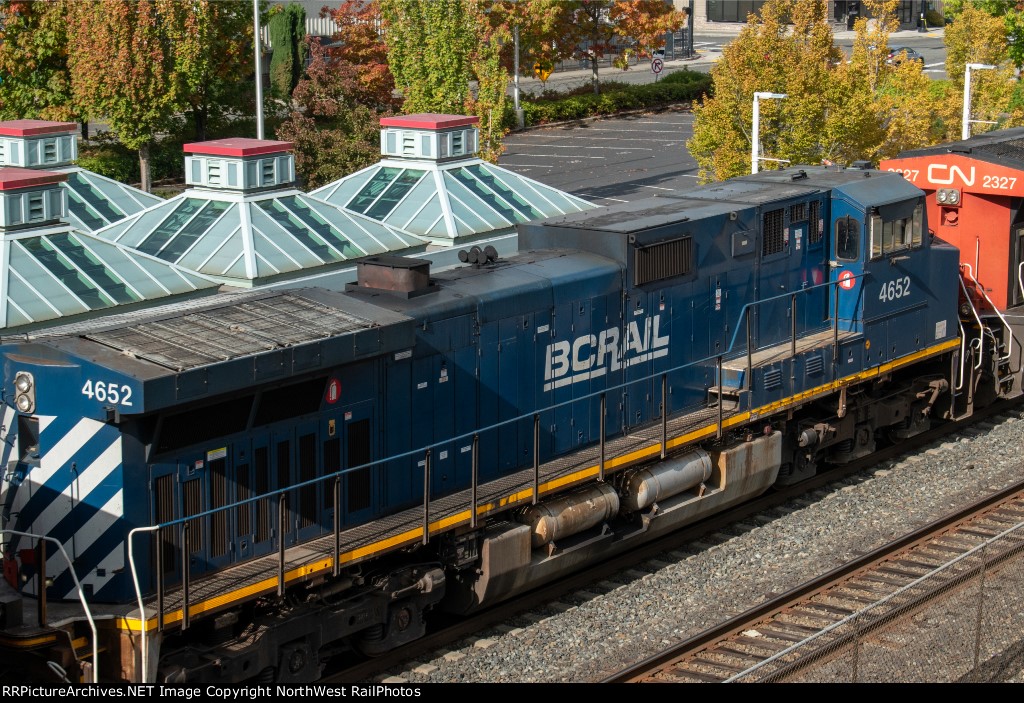 BCOL 4652